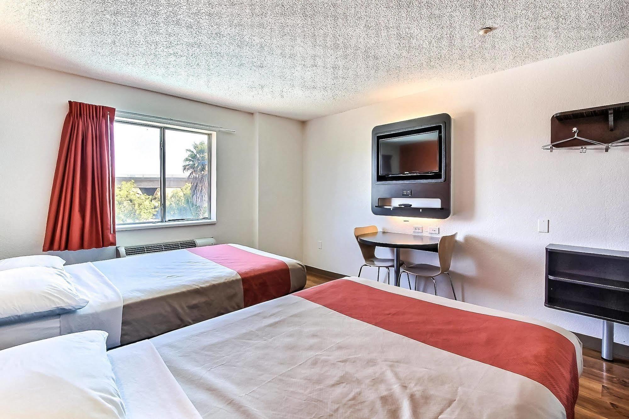 Motel 6-Gilroy, Ca Dış mekan fotoğraf